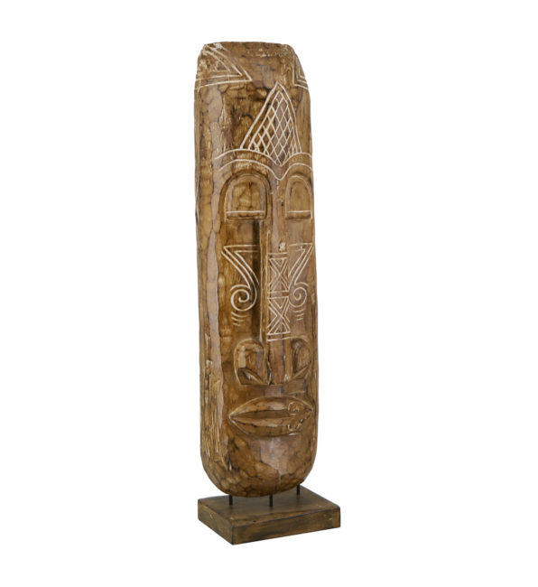 FIGURA TALLADA MADERA