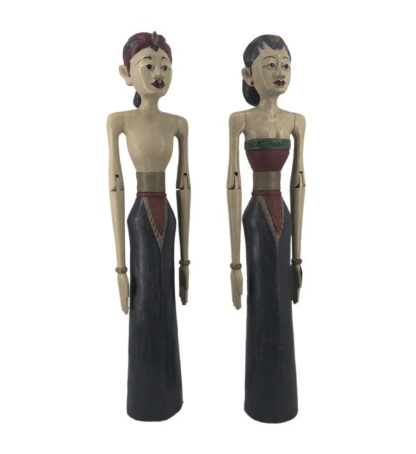 ARTICULATED ARMS INDONESIAN COUPLE